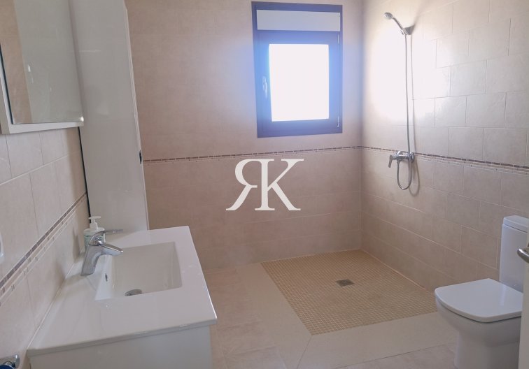 Revente - town house - Roldan - Inland