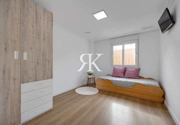 Segunda mano - Apartamento  - Torrevieja - Centro