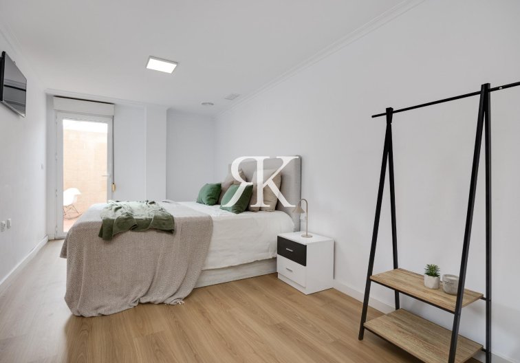 Segunda mano - Apartamento  - Torrevieja - Centro