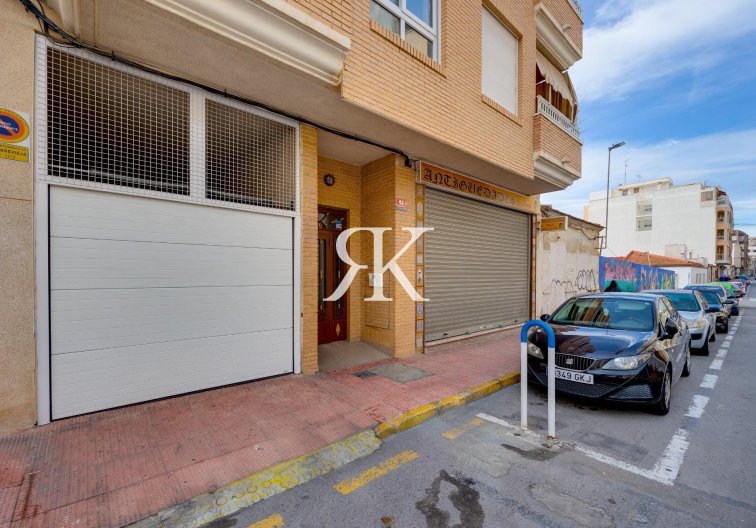 Segunda mano - Apartamento  - Torrevieja - Centro