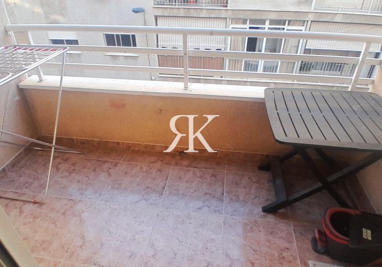 Segunda mano - Apartamento  - Torrevieja - Centro