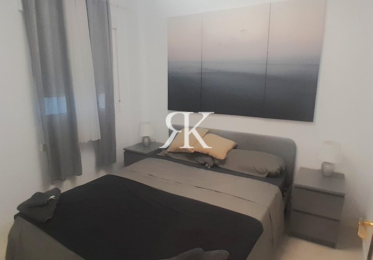 Segunda mano - Apartamento  - Torrevieja - Centro