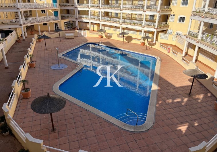 Wiederverkauf - Wohnung - Orihuela Costa - Campoamor