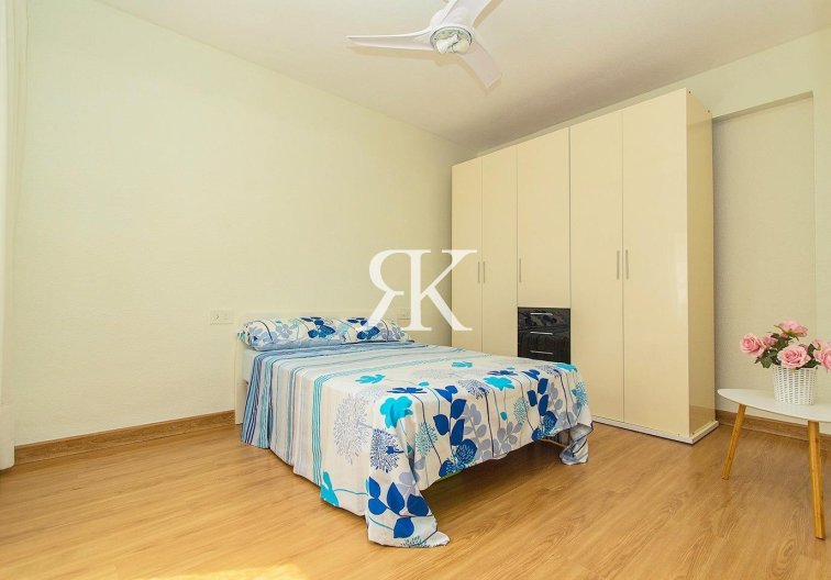 Wiederverkauf - Wohnung - Torrevieja - Playa del Cura