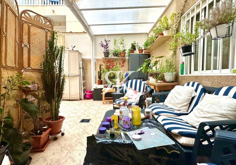 Segunda mano - Apartamento  - Torrevieja - Centro