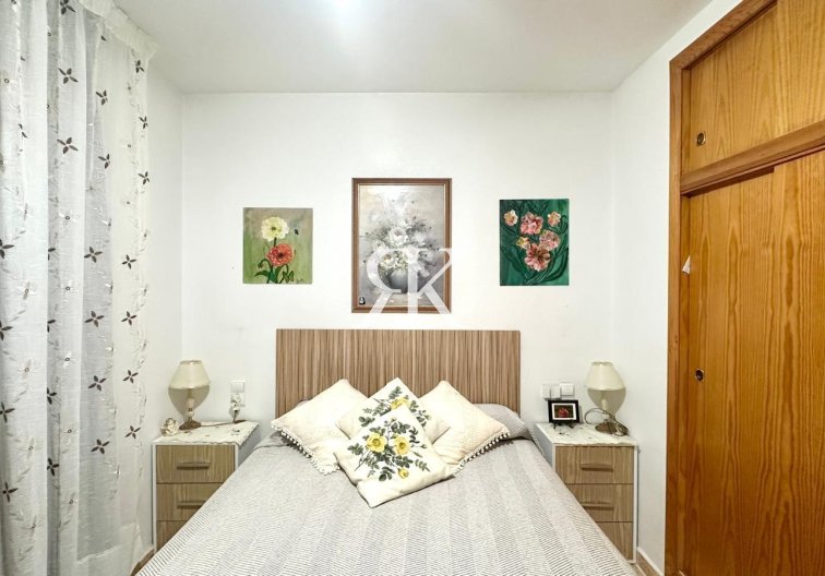 Segunda mano - Apartamento  - Torrevieja - Centro