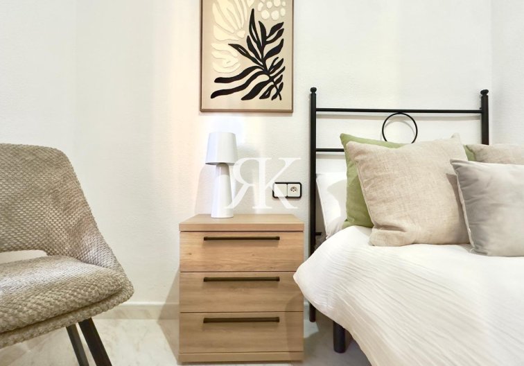 Segunda mano - Apartamento  - Torrevieja - Playa del Cura