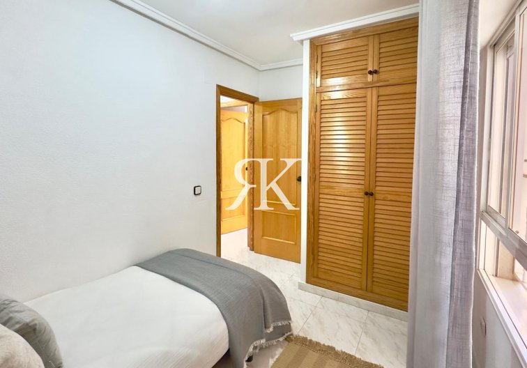 Segunda mano - Apartamento  - Torrevieja - Playa del Cura