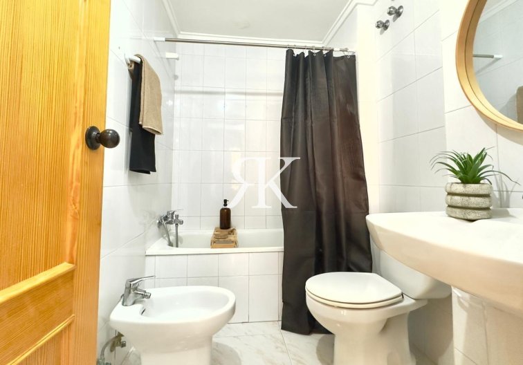 Segunda mano - Apartamento  - Torrevieja - Playa del Cura