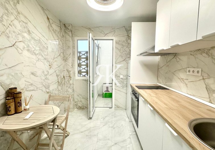 Revente - Appartement - Torrevieja - Playa del Cura