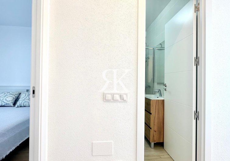 Revente - town house - Torrevieja - Estacion De Autobuses