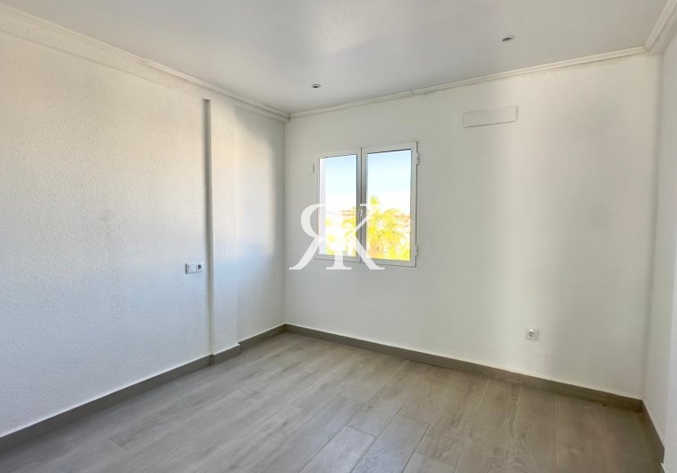 Revente - town house - Torrevieja - La Mata