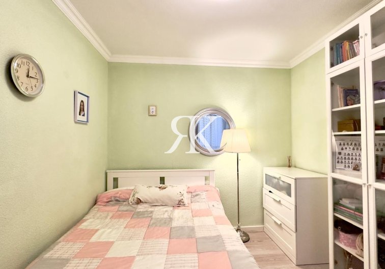 Segunda mano - Apartamento  - Torrevieja - Centro