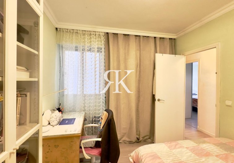 Segunda mano - Apartamento  - Torrevieja - Centro