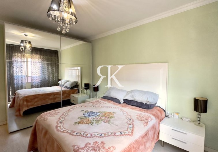 Segunda mano - Apartamento  - Torrevieja - Centro