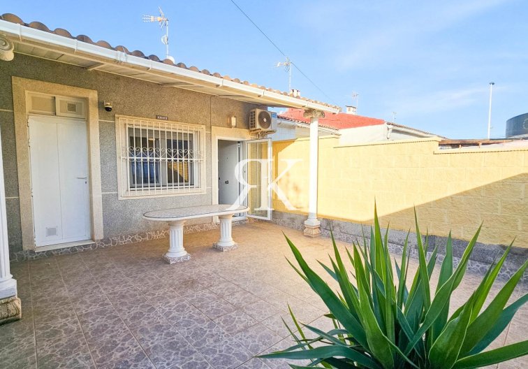 Segunda mano - town house - Torrevieja - El Limonar