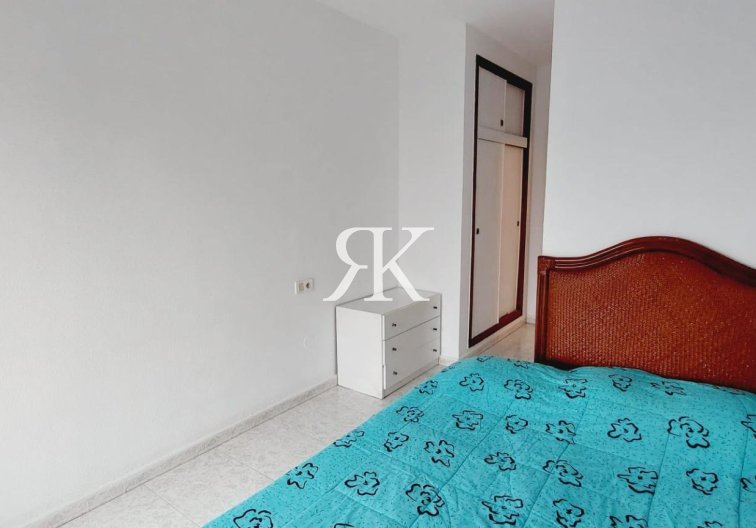 Segunda mano - Apartamento  - Torrevieja - Estacion De Autobuses