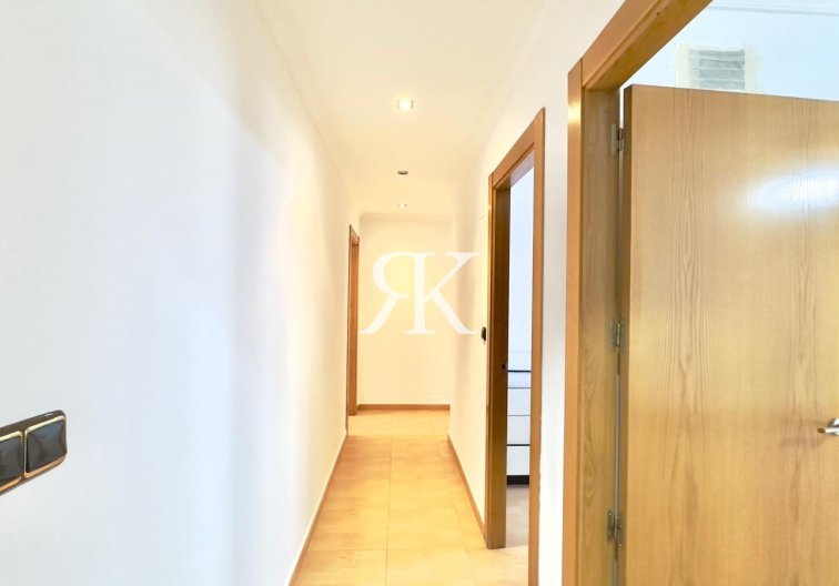 Segunda mano - Apartamento  - Torrevieja - Centro