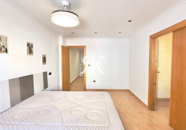 Segunda mano - Apartamento  - Torrevieja - Centro