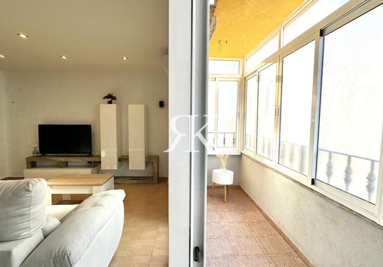 Segunda mano - Apartamento  - Torrevieja - Centro