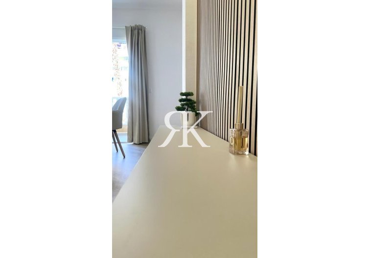 Revente - Appartement - Torrevieja - Centro