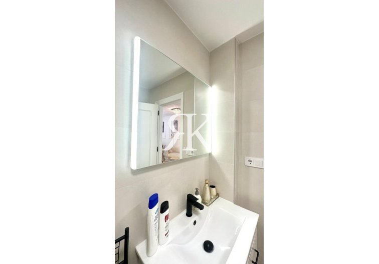 Revente - Appartement - Torrevieja - Centro