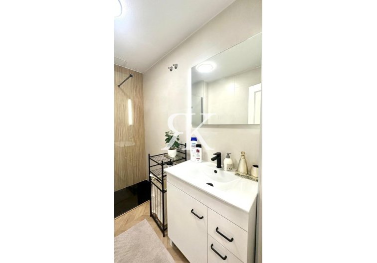 Revente - Appartement - Torrevieja - Centro