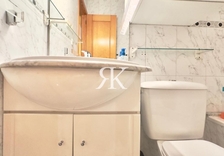 Segunda mano - Apartamento  - Torrevieja - La Mata Pueblo