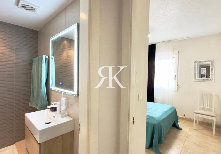 Resale - Bungalow - Torrevieja - Torreblanca