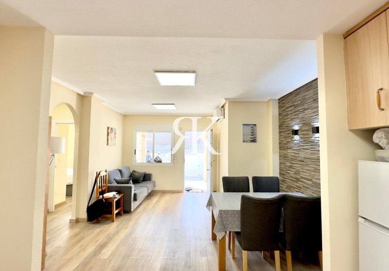 Resale - Bungalow - Torrevieja - Torreblanca