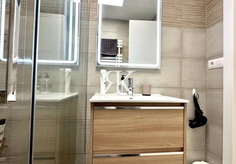 Resale - Bungalow - Torrevieja - Torreblanca