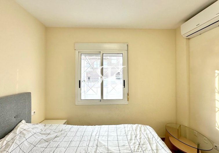 Resale - Bungalow - Torrevieja - Torreblanca