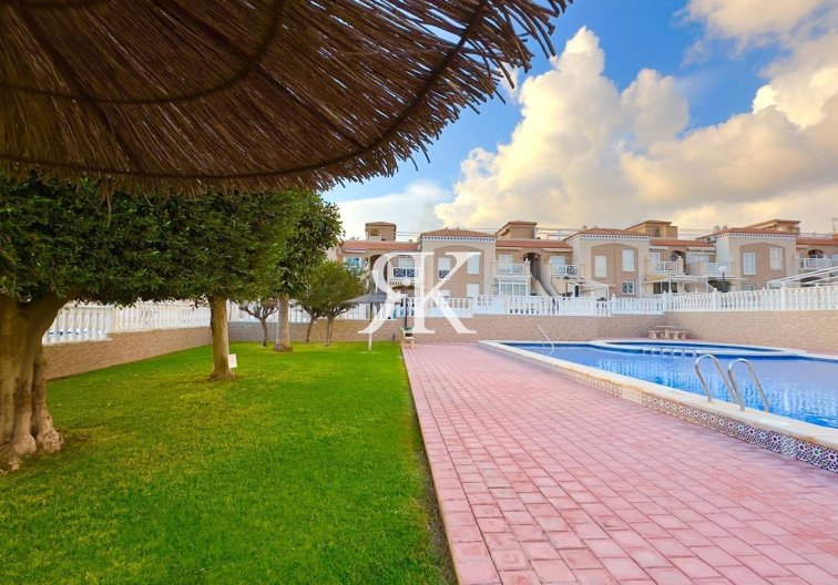 Resale - Bungalow - Torrevieja - Torreblanca