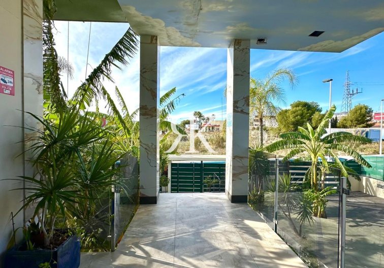 Segunda mano - Apartamento  - Finestrat