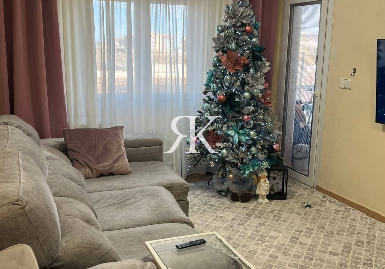 Resale - Apartment - Torrevieja - Aguas Nuevas