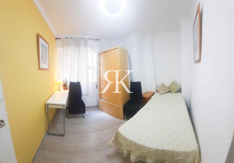 Herverkoop - Appartement - Torrevieja - Centro