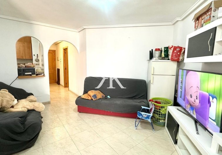Segunda mano - Apartamento  - Torrevieja - Estacion De Autobuses