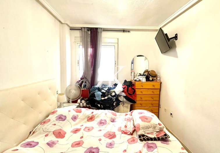 Segunda mano - Apartamento  - Torrevieja - Estacion De Autobuses