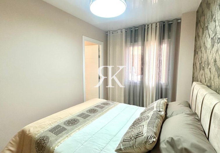 Revente - Appartement - Torrevieja - Centro