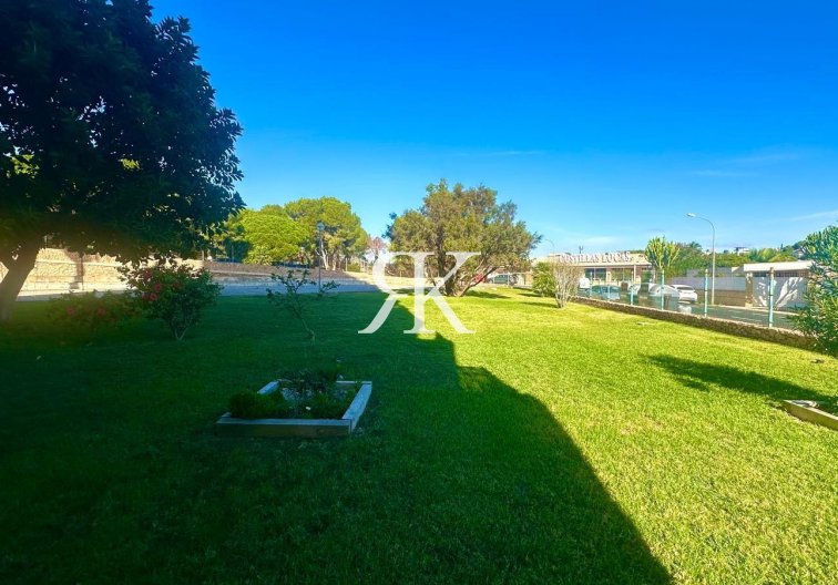 Resale - Apartment - Orihuela Costa - Altos De Campoamor