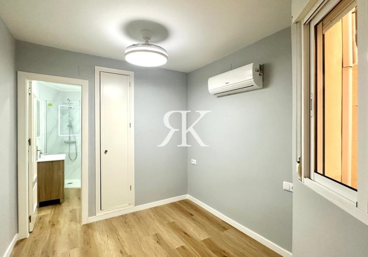 Resale - Apartment - Torrevieja - La Mata Pueblo