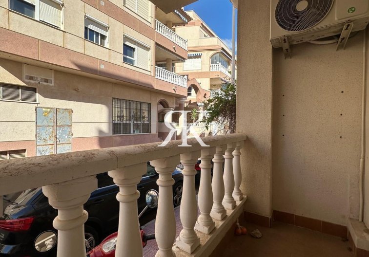Resale - Apartment - Torrevieja - La Mata Pueblo