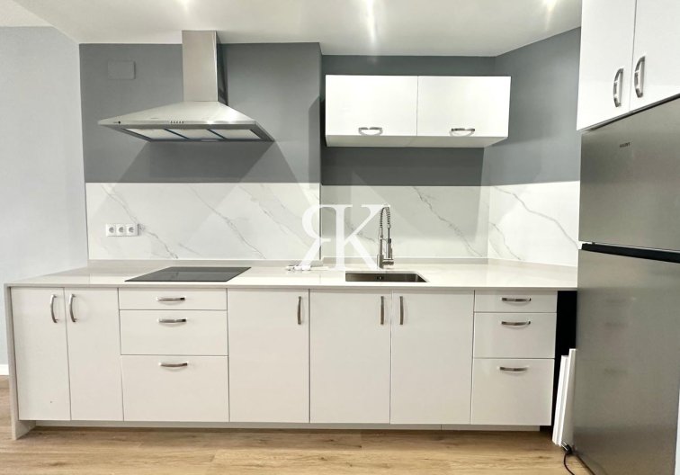 Resale - Apartment - Torrevieja - La Mata Pueblo