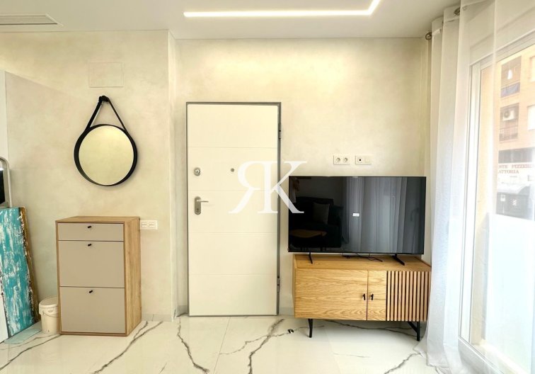 Wiederverkauf - Wohnung - Torrevieja - Playa del Cura