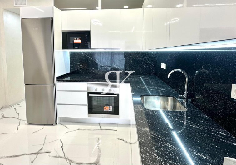 Wiederverkauf - Wohnung - Torrevieja - Playa del Cura