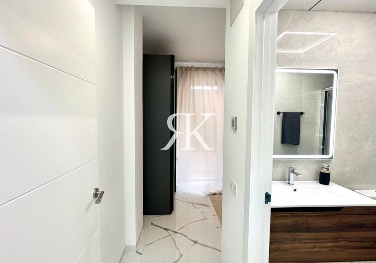 Wiederverkauf - Wohnung - Torrevieja - Playa del Cura