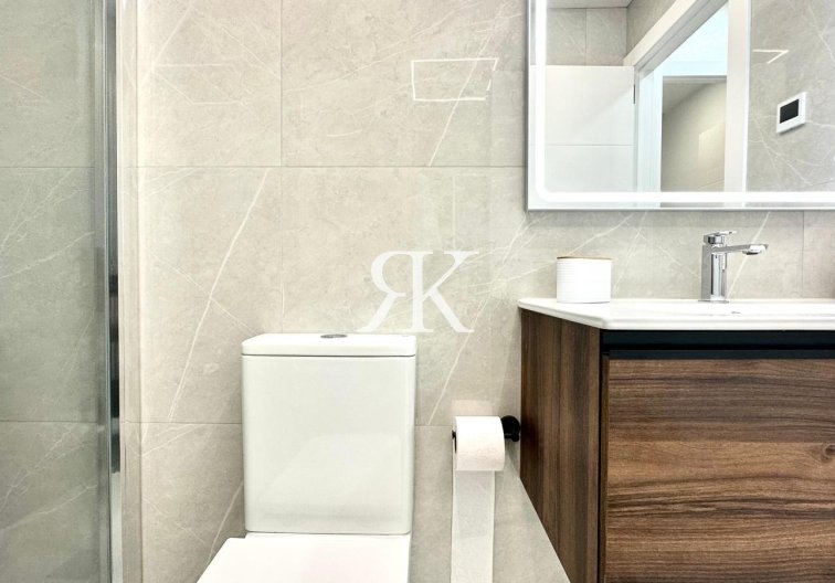 Wiederverkauf - Wohnung - Torrevieja - Playa del Cura