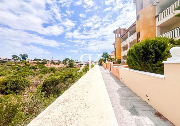 Segunda mano - Bungalow - Orihuela Costa - Lomas De Cabo Roig-los Dolses