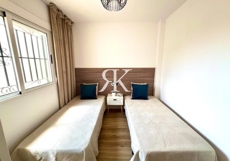 Herverkoop - town house - Orihuela - Urbanización Perla Del Mar