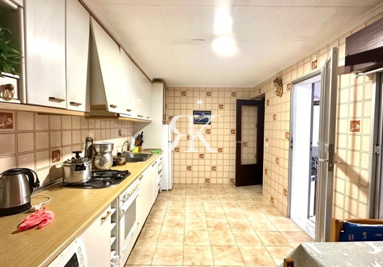 Resale - town house - Torrevieja - Playa del Cura